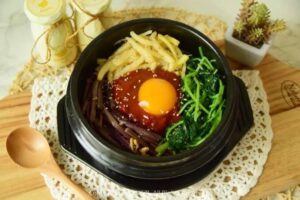 Bibimbap (비빔밥): Korea’s Ultimate Comfort Rice Bowl